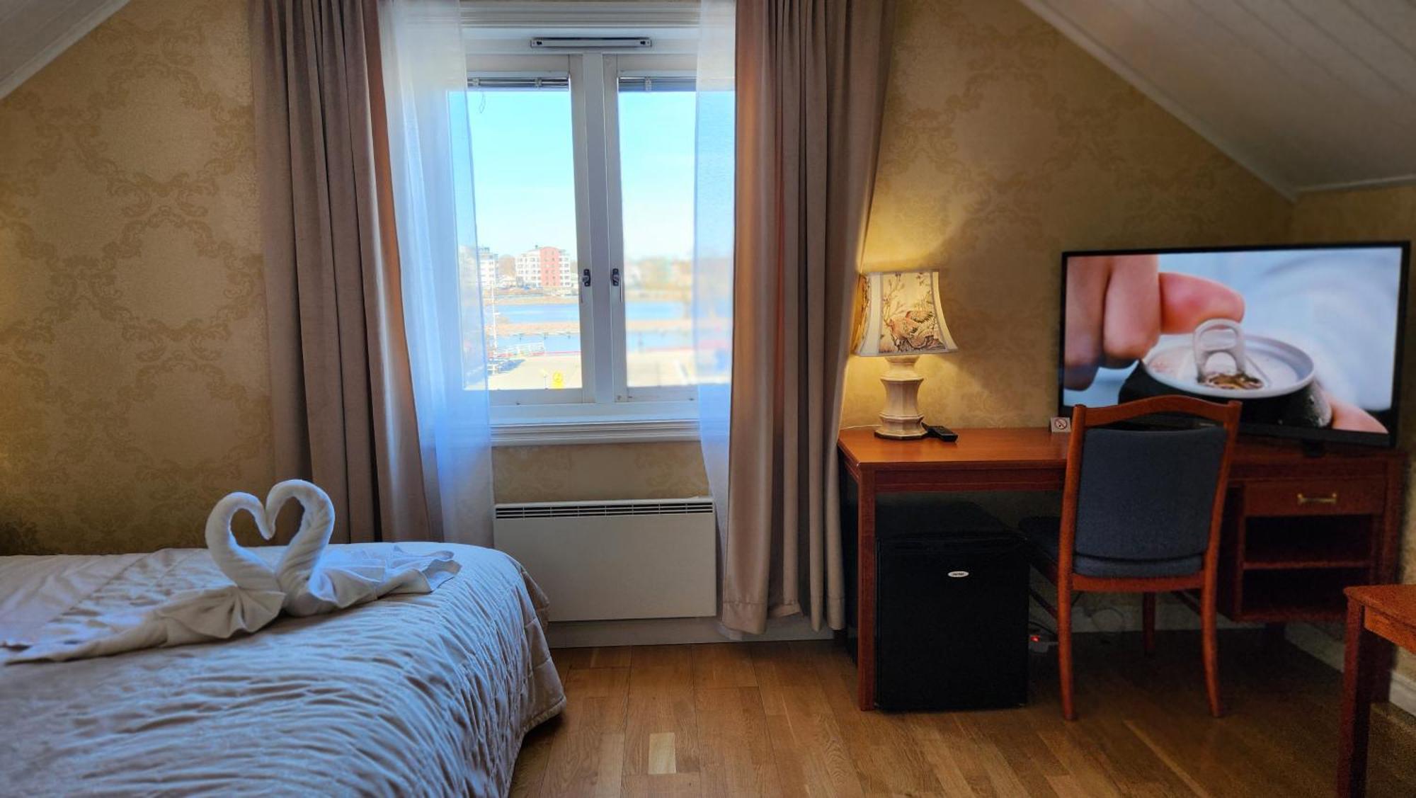 Vaenerport Lakefront Hotell Mariestad Dış mekan fotoğraf