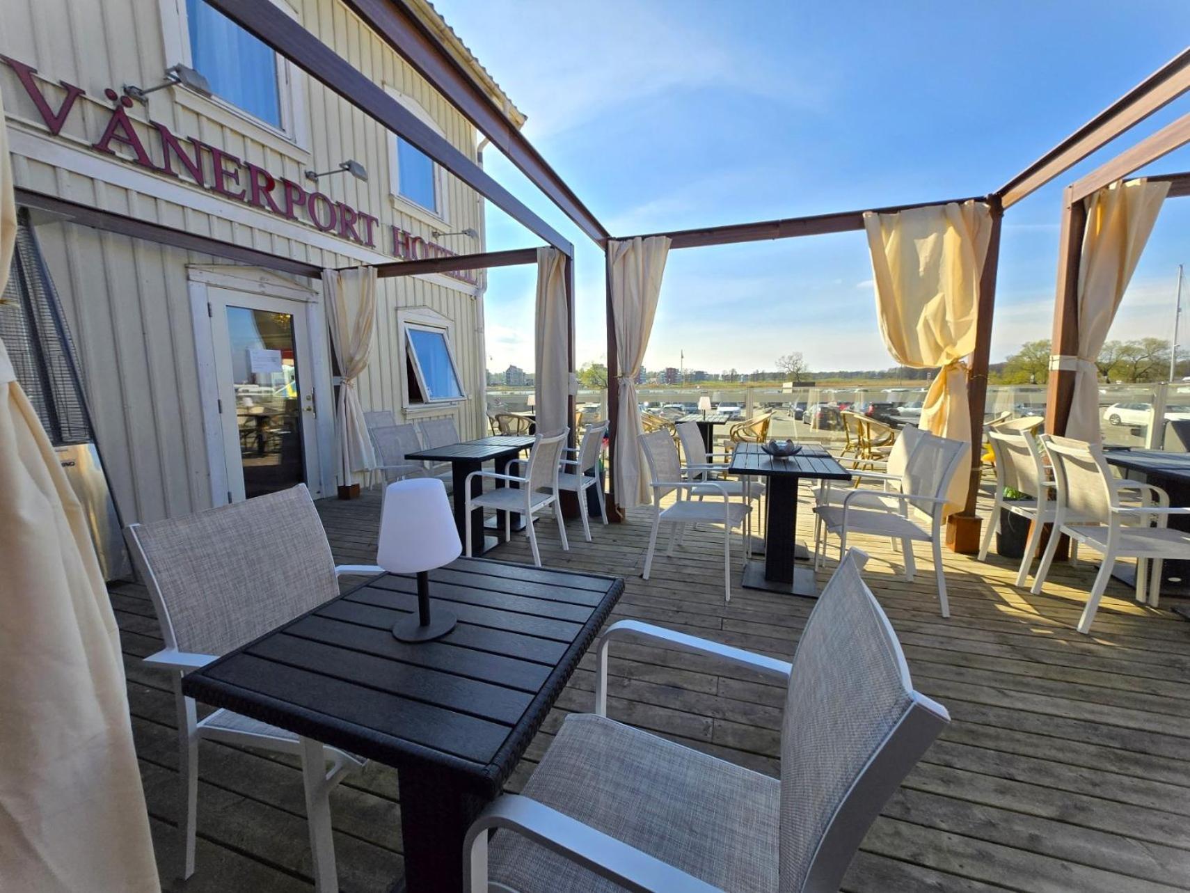 Vaenerport Lakefront Hotell Mariestad Dış mekan fotoğraf