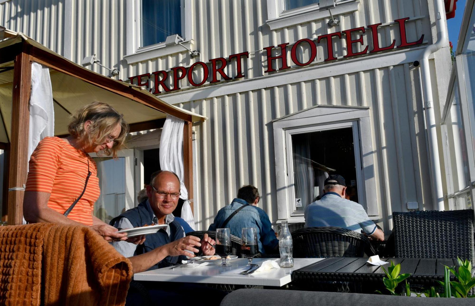 Vaenerport Lakefront Hotell Mariestad Dış mekan fotoğraf