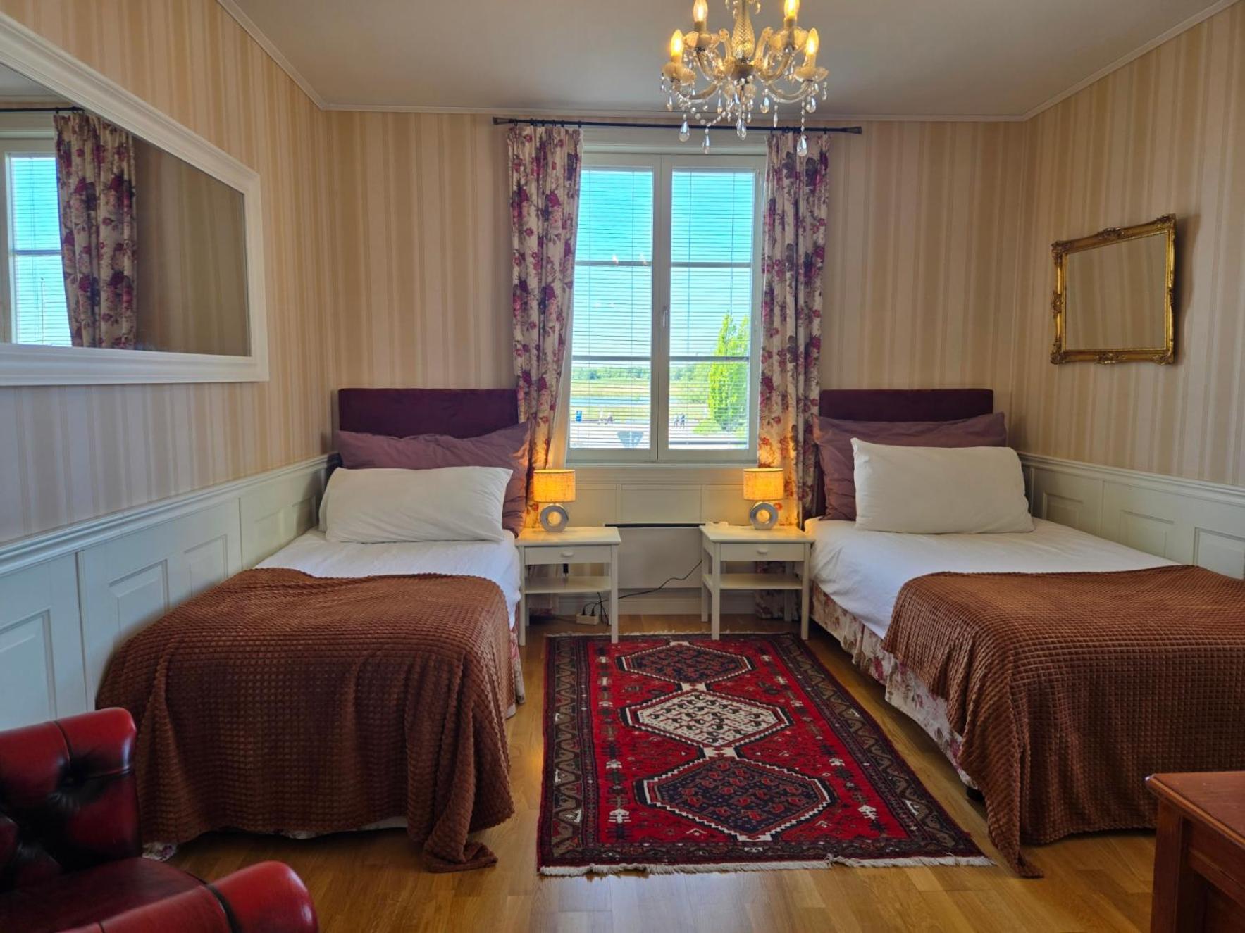 Vaenerport Lakefront Hotell Mariestad Dış mekan fotoğraf